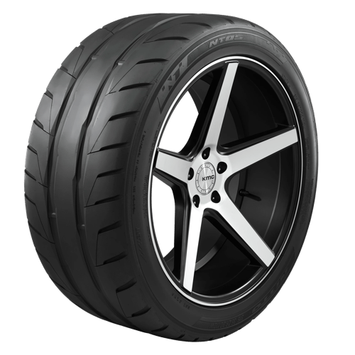 Nitto NT05 275/40R20